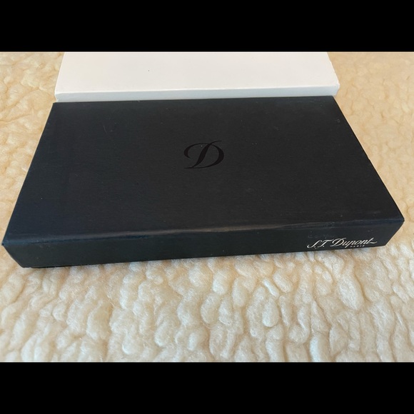 ST Dupont Paris Leather Designer Wallet - Picture 8 of 9